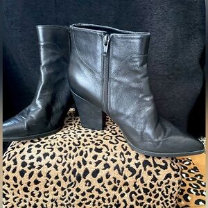 Women’s leather ankle boots